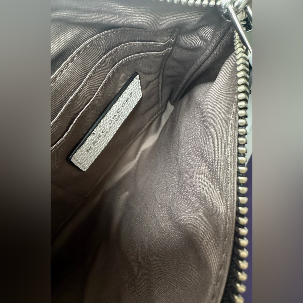 Marc Jacobs White Crossbody Bag with an Adjustable Canvas Strap - Picture 6 of 7